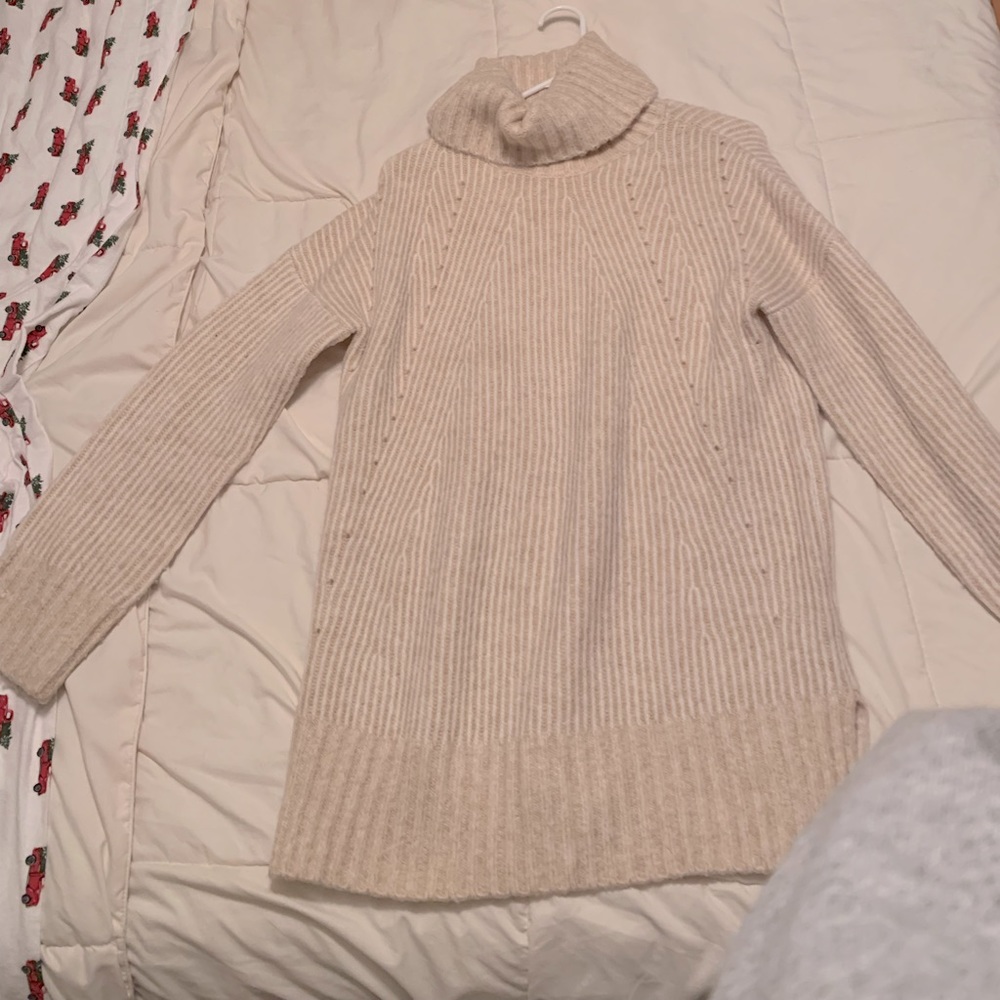 NWOT Jessica Simpson Tunic Turtleneck Sweater